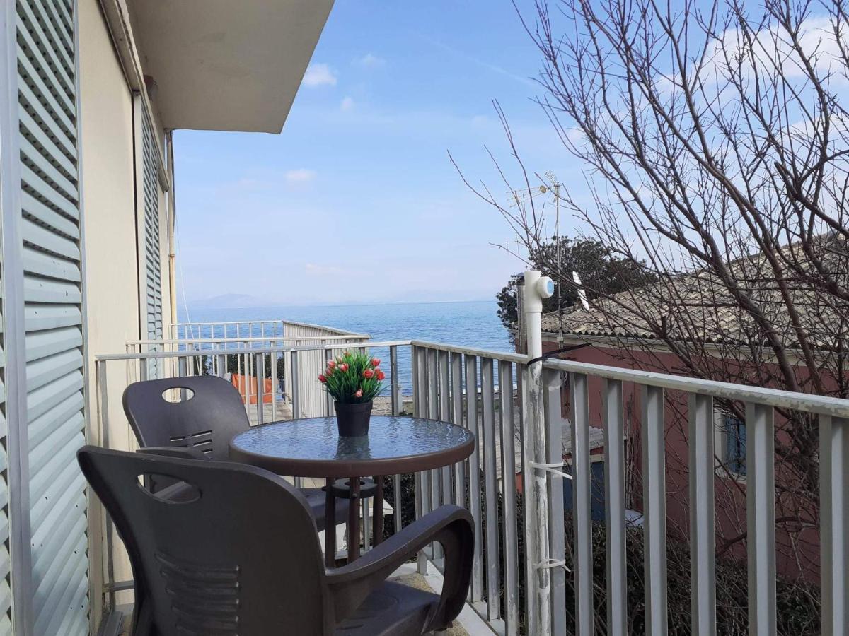 Dimitris Apartments Messongi Mesongí Eksteriør billede